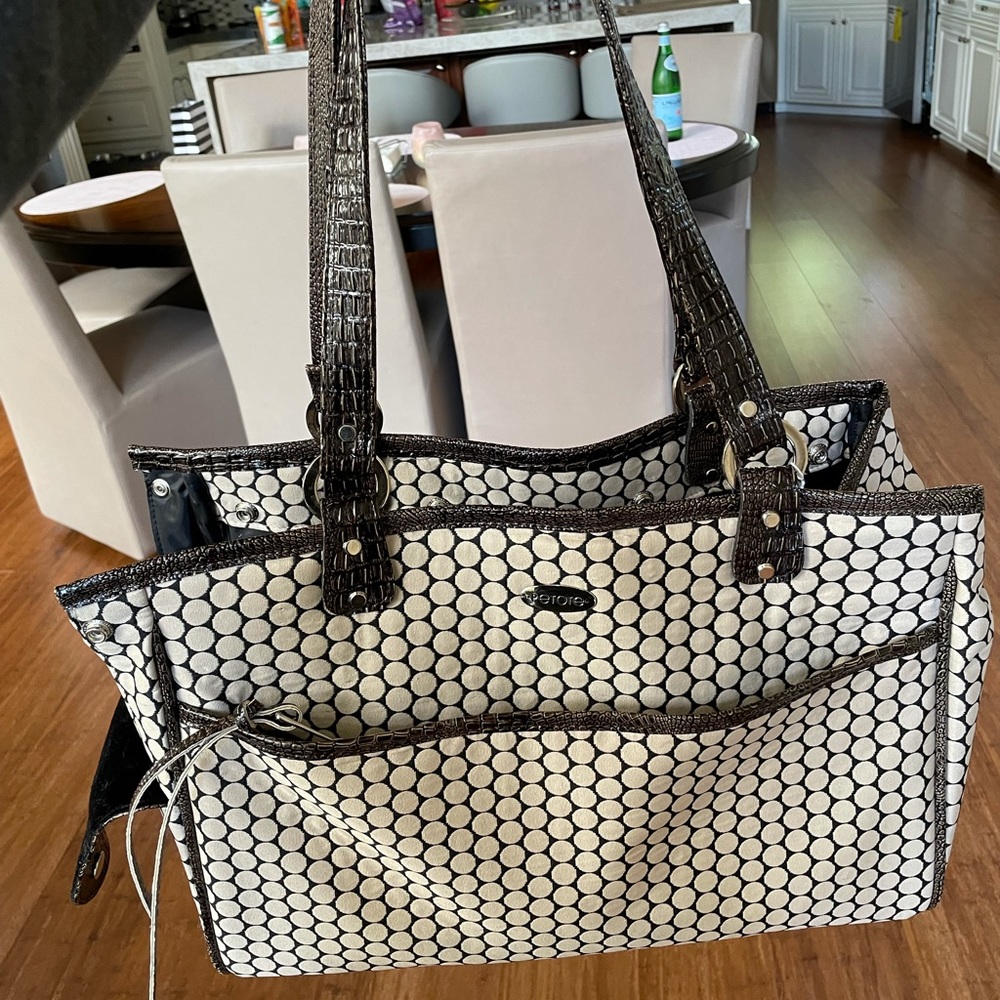 Petote Dog Carrier purse - medium up to 15 lbs